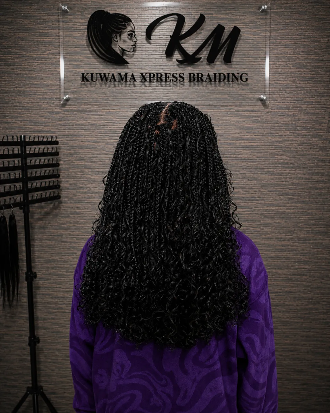 Knotless braids at Kuwama Xpress Braiding